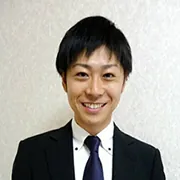 代表 行政書士 渡邉 徳人